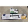 Image 1 : 2 INSIGNIA TV WALL MOUNTS FULL MOTION 13"32" AND FIXED 47"-90"