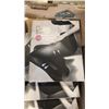 Image 2 : TRAY OF NEW SIZE M TIGHTS AND SIZE 8-10 SOCKS