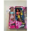 Image 2 : 3 IN BOX BARBIES - JEWEL HAIR MERMAID, CHIC BARBIE AND GLITTER HAIR BARBIE