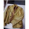 Image 7 : STETSON 4X BUFFALO FELT COWBOY HAT SIZE 7 1/8 AND LEATHER JACKET WITH PHOENIX ART ON BACK