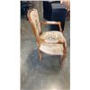Image 3 : VINTAGE CROSS STICH CHAIR
