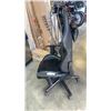 Image 3 : NAZ GAMING CHAIR PRO SERIES - RETAIL $399