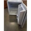 Image 3 : DANBY MINI BAR FRIDGE