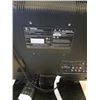 Image 8 : TOSHIBA 24" HDTV WITH REMOTE WORKING