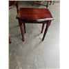 Image 2 : 3 NESTING ENDTABLES