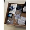Image 2 : TRAY OF NEW NECKLACES AND JEWELRY