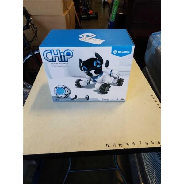 WOWWEE CHIP ROBOTIC DOG TOY - TESTED WORKING, RETAIL $169