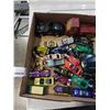 Image 2 : TRAY OF TOY CARS INCLUDING ERTL 1989 BATMOBILE, CORGI F1 RACECAR AND OTHERS