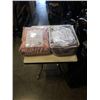 Image 1 : 5 PIECE QUEENSIZE PRINTED COMFORTER SET AND PINK QUEEN SIZE COMFORTER