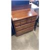 Image 1 : 3 DRAWER MAPLE DRESSER