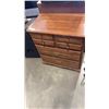 Image 3 : 3 DRAWER MAPLE DRESSER