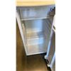 Image 2 : WHITE DANBY MINI FRIDGE