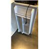 Image 3 : WHITE DANBY MINI FRIDGE
