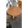 Image 11 : ROUND TABLE WITH 2 STACKING CHAIRS