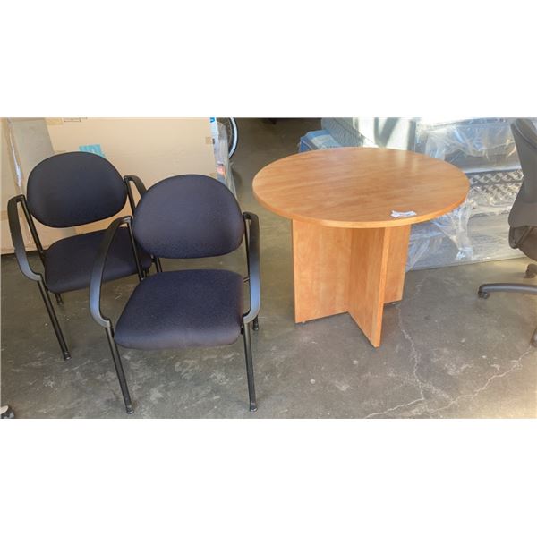 ROUND TABLE WITH 2 STACKING CHAIRS