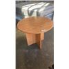 Image 8 : ROUND TABLE WITH 2 STACKING CHAIRS