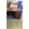 Image 8 : EXECUTIVE L SHAPE DESK WITH EXECUTIVE ARM CHAIR