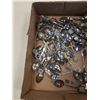 Image 2 : TRAY OF COLLECTOR SPOONS