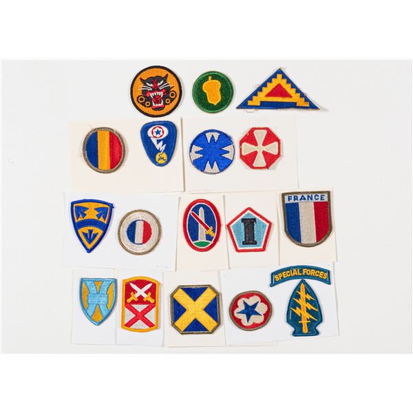 US ARMY PATCHES (18)