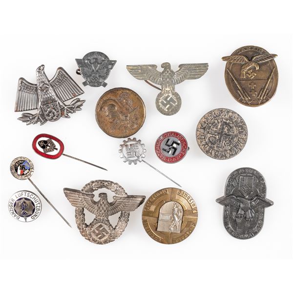 WWII GERMAN PINS AND TINNIES (14)