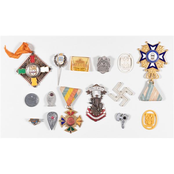 East German Medal In Collectible Military Surplus Medals, Pins & Ribbons For Sale - Foto 3