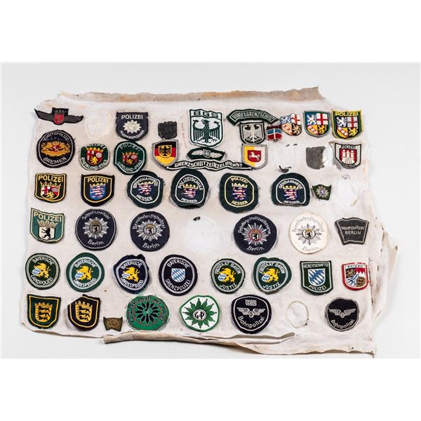 GERMAN POLICE PATCHES & BUNDESWEHR BELT BUCKLE (46)