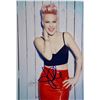 Image 1 : Autograph Signed Pink Photo