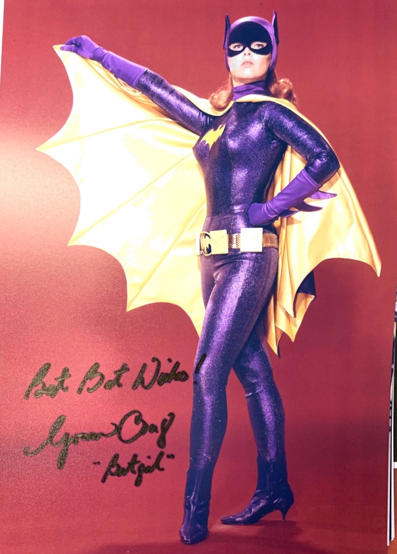 Autograph Batgirl Yvonne Craig Photo