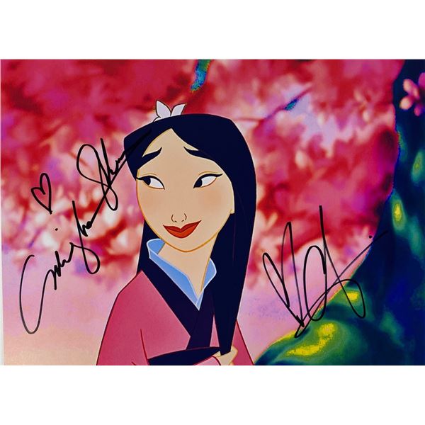 Autograph Signed Mulan Lea Salonga Photo