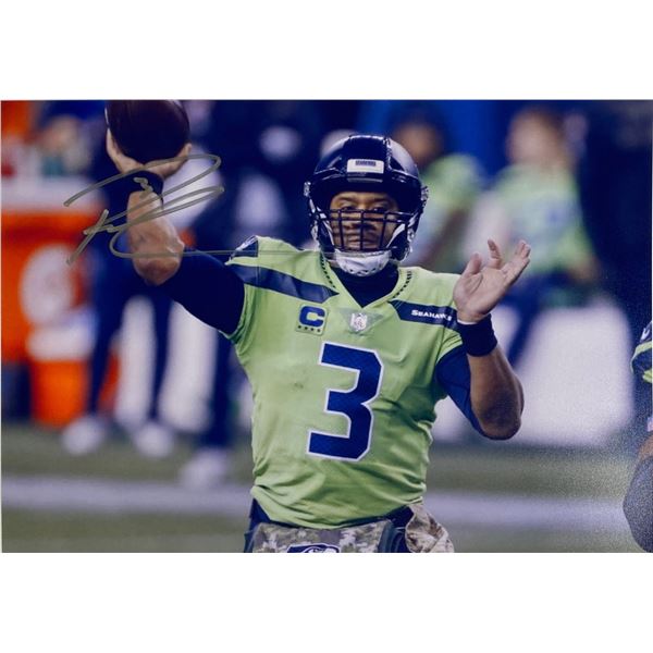 Autograph Signed Russell Wilson Photo