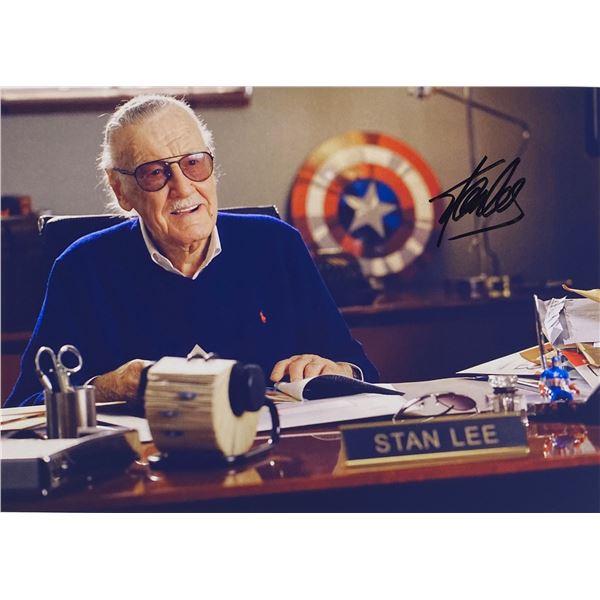 Autograph Signed Stan Lee Photo