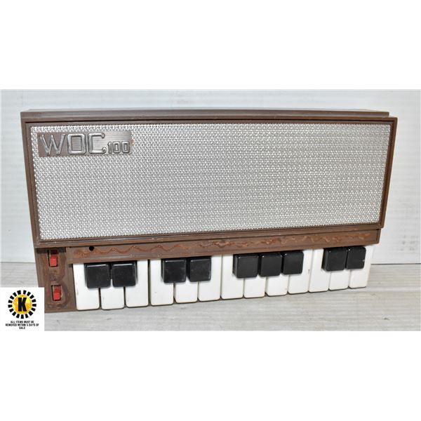 WOC 100 SMALL ELECTRIC ORGAN - BATTERY POWERED