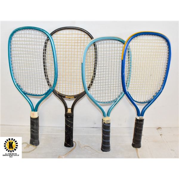 4 RACKETS