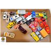 Image 1 : FLAT OF 25 VINTAGE DIECAST CARS