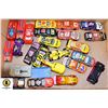 Image 1 : FLAT OF 25 VINTAGE DIECAST CARS
