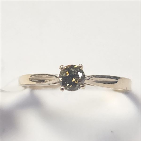 BZ1215-53 10K YELLOW GOLD DIAMOND RING (SIZE 6)