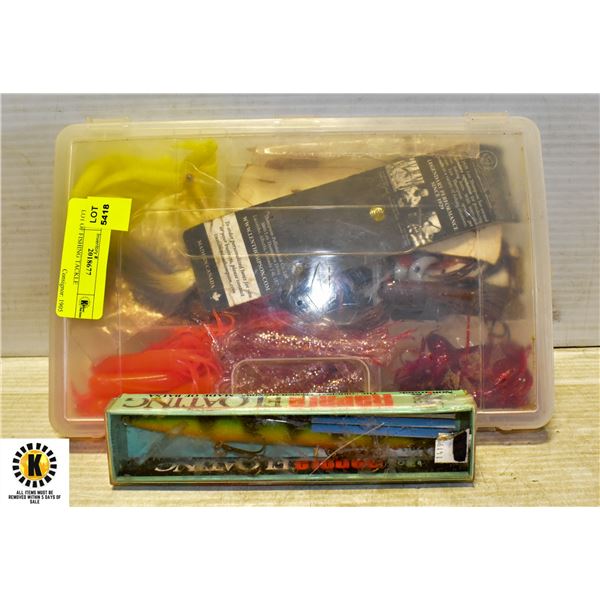 LOT OF FISHING TACKLE