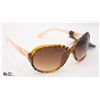 Image 1 : PAIR OF FOSTER GRANT SUNGLASSES