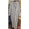 Image 1 : NEW SIZE LARGE SEARIPE WHITE SKI SUIT