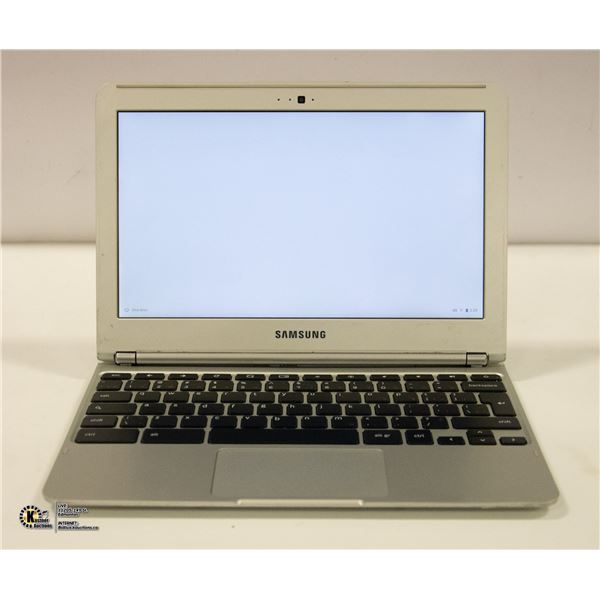 SAMSUNG 303 CHROMEBOOK