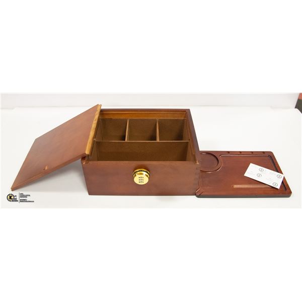 NEW DARK WOOD LOCKING BOX H-4.5  W-8  L-10 