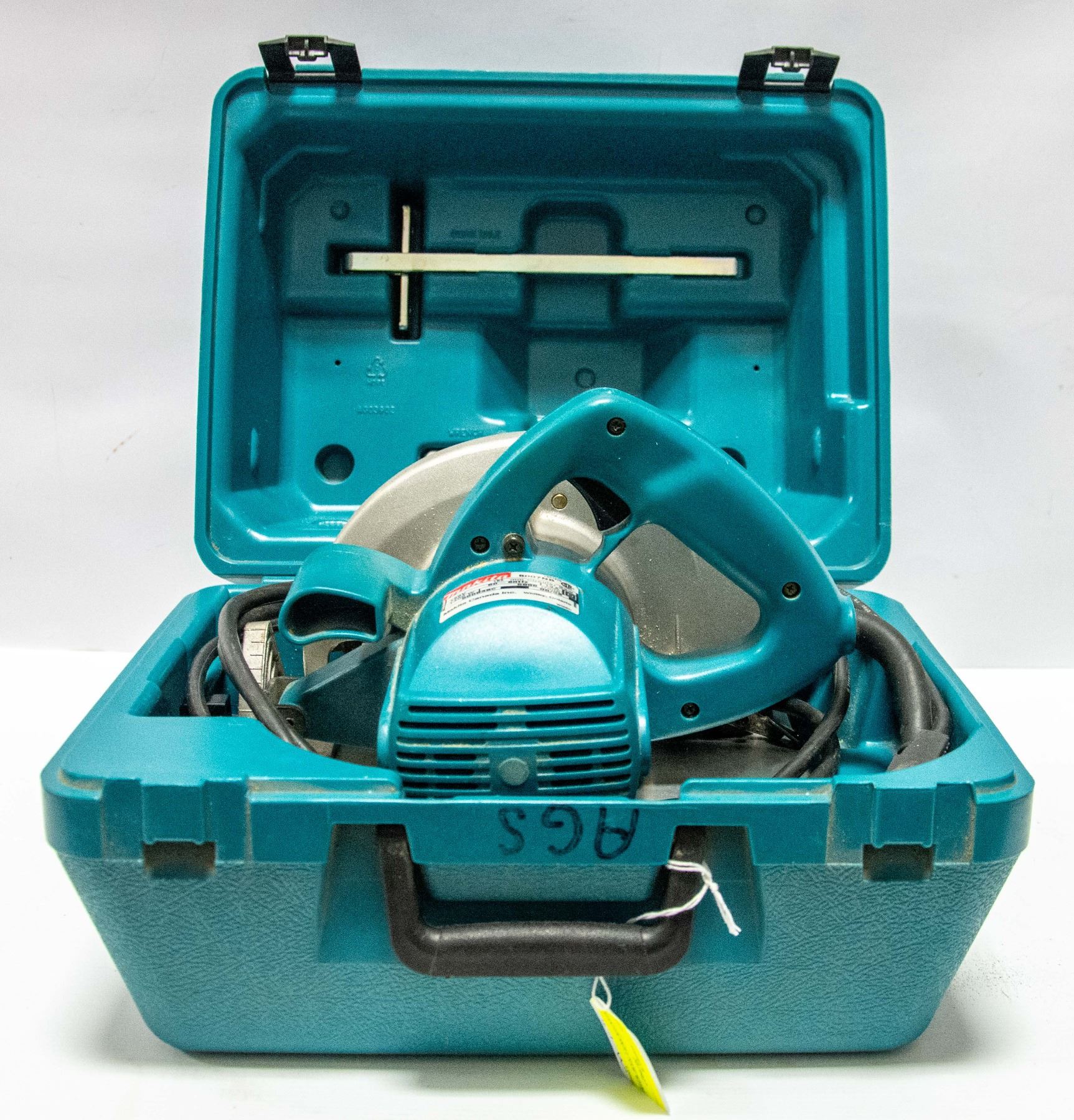 MAKITA SKILL SAW IN CASE