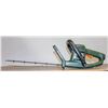 Image 1 : ELECTRIC HEDGE CUTTER