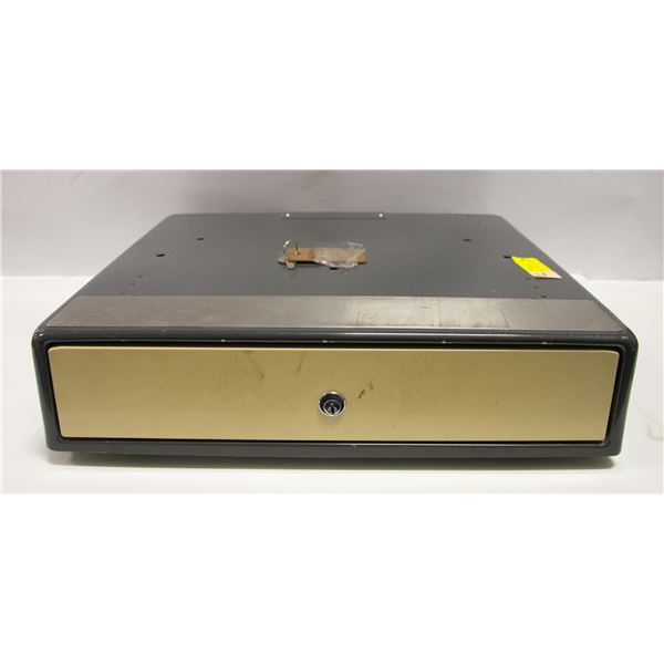 PORTABLE LOCKING CASH DRAWER