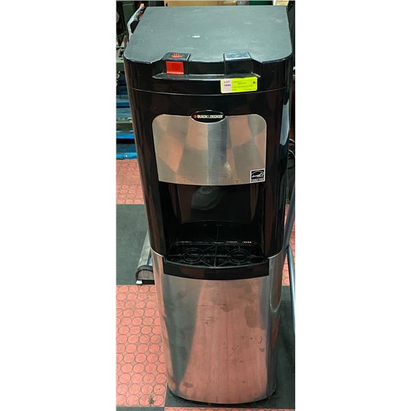 BLACK AND DECKER WATER DISPENSER