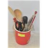 Image 1 : ASSORTED KITCHENWARE