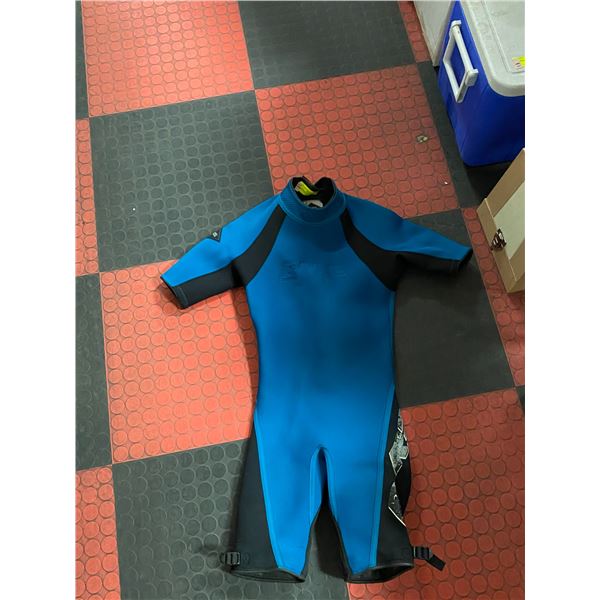 BARE WETSUIT SIZE M