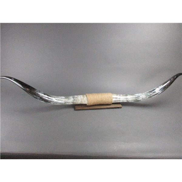 Reproduction Long Horns- 60"