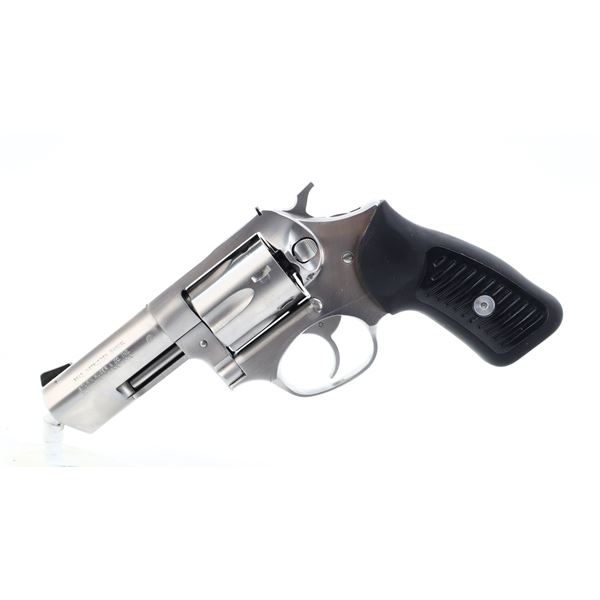 9/10, RUGER, MODEL: SP101, CALIBER: 32 H&R MAG