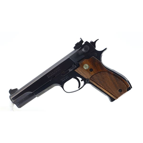 8+/10, SMITH & WESSON, MODEL: 52-2, CALIBER: 38 SPL WAD CUTTER